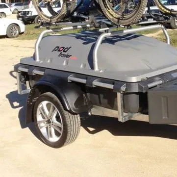 Pod Trailer with lid closed in front three-quarter view