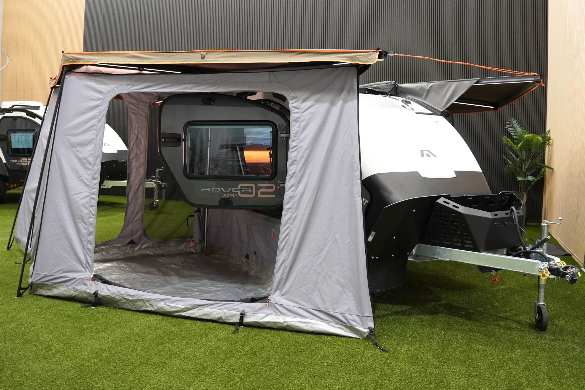 Side entry into the change room alongside the Rover 02