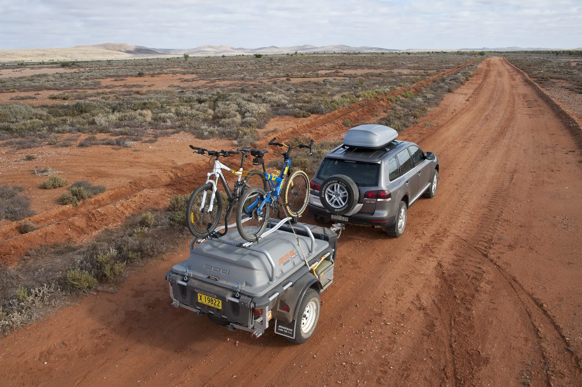 Pod Trailer crossing desert tracks on an outback trip